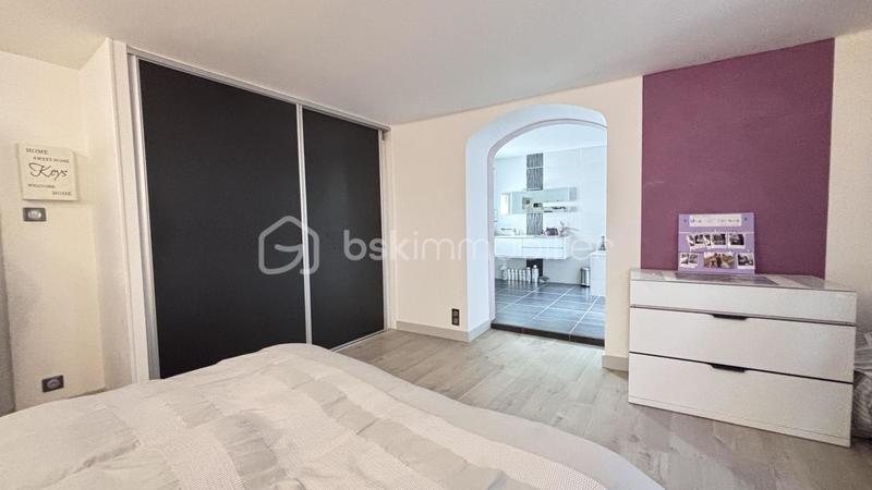 Demeure - 405 m² - 11 pièces