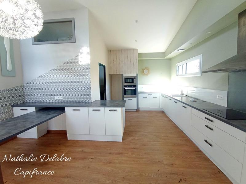 Maison - 123 m² - 5 pièces