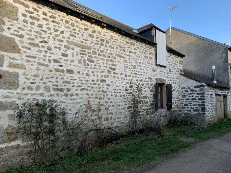 Maison en pierre - 96 m² - 4 pièces