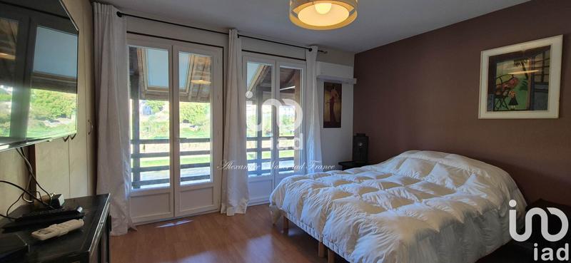 Maison - 94 m² - 5 pièces