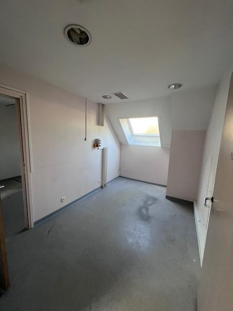 Bureau - 20 m² - 2 pièces