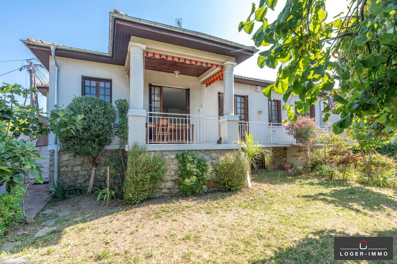 Maison - 94 m² - 4 pièces