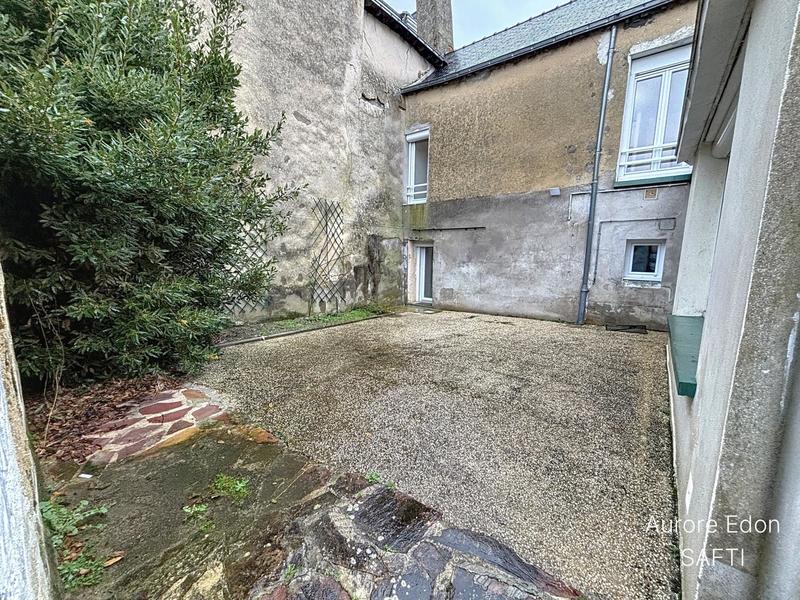 Maison - 102 m² - 5 pièces