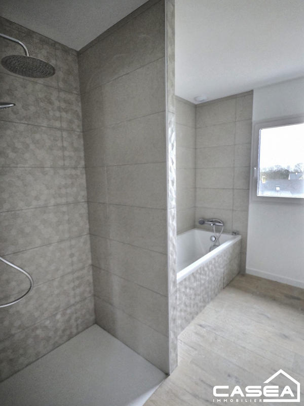 Maison contemporaine - 109 m² - 5 pièces