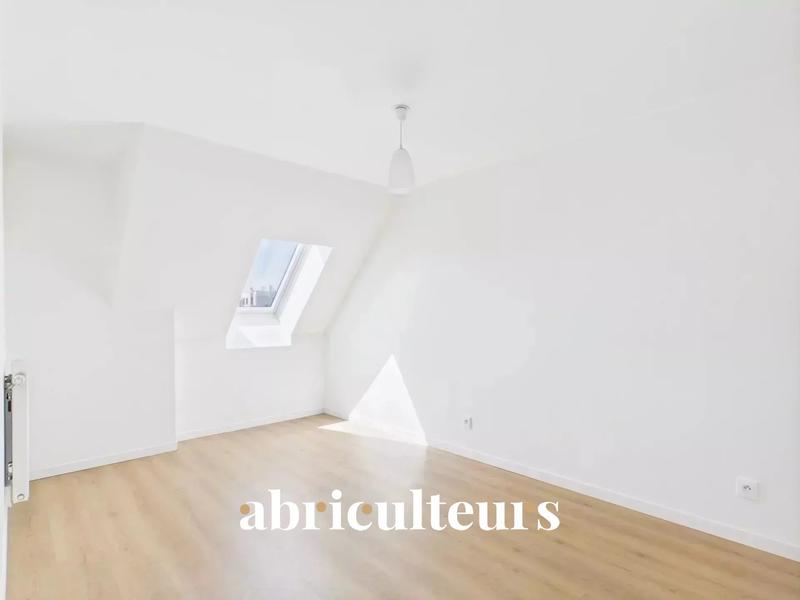 Appartement - 81 m² - 4 pièces