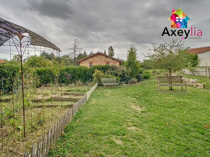 Maison - 258 m² - 12 pièces