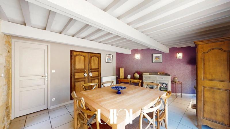 Maison - 305 m² - 11 pièces