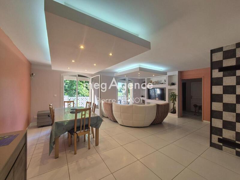 Maison - 134 m² - 5 pièces