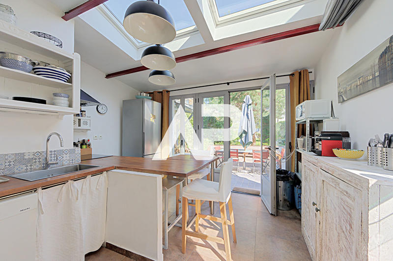 Maison - 95 m² - 4 pièces