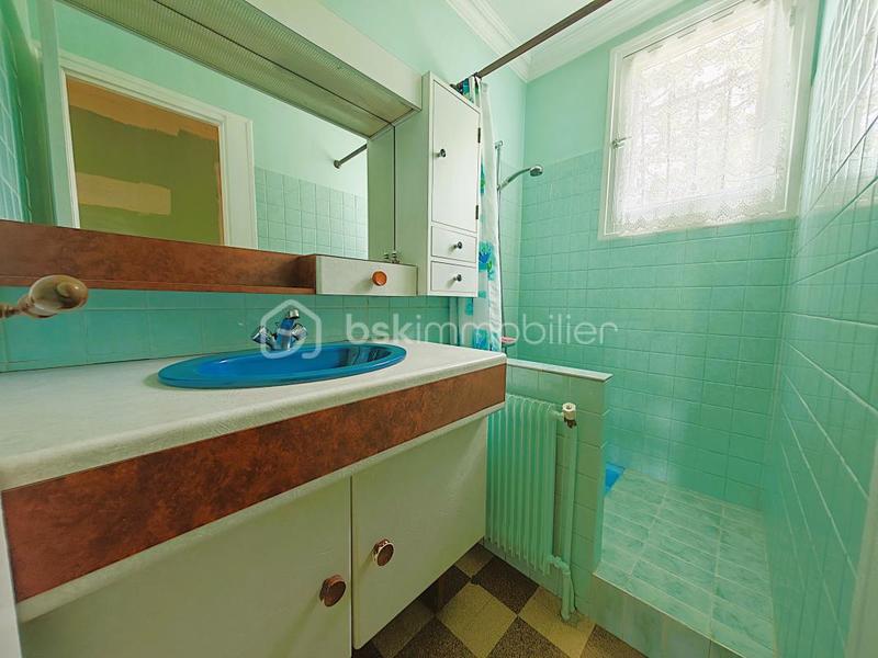 Maison traditionnelle - 80 m² - 4 pièces