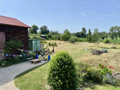 Maison traditionnelle - 177 m² - 7 pièces