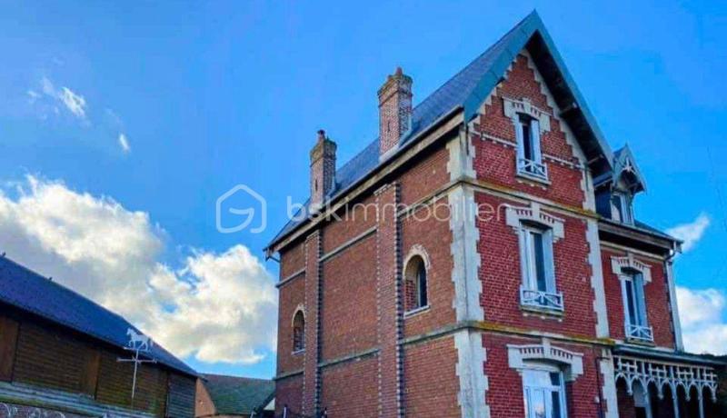 Propriété - 175 m² - 11 pièces