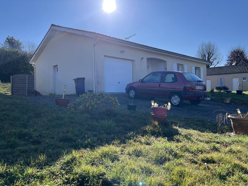 Villa - 80 m² - 4 pièces