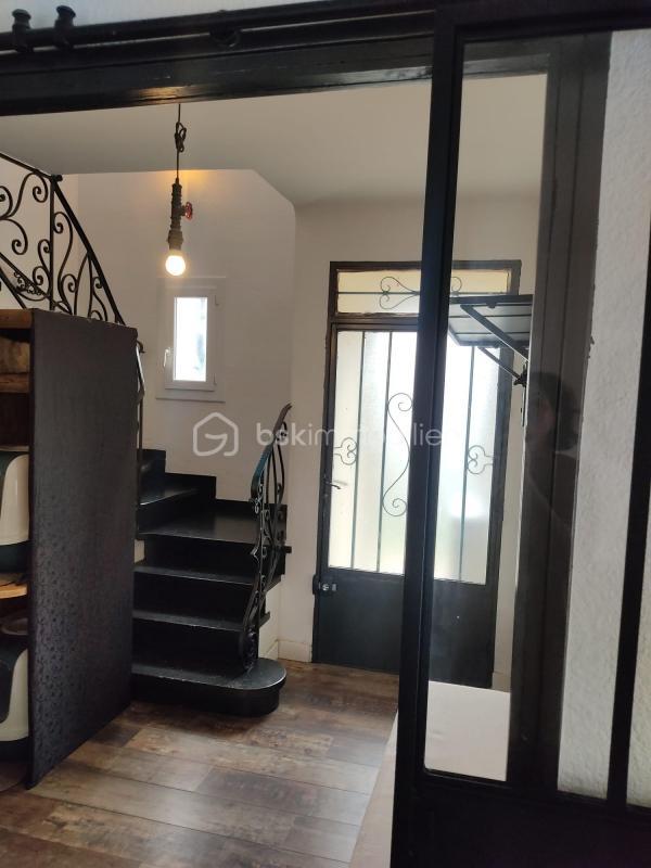 Villa - 100 m² - 5 pièces