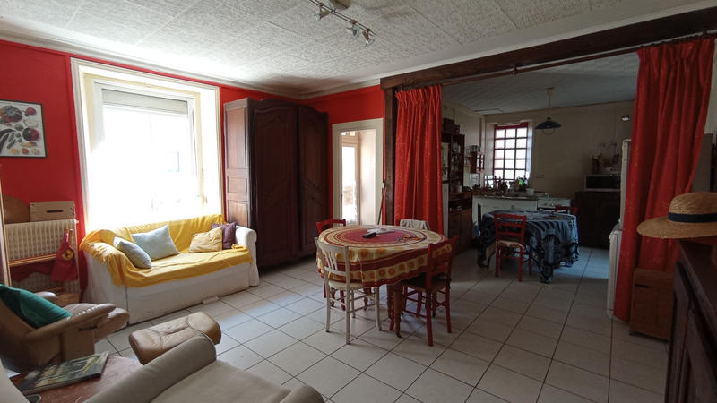 Maison - 128 m² - 8 pièces