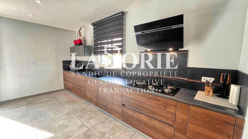 Villa - 140 m² - 5 pièces