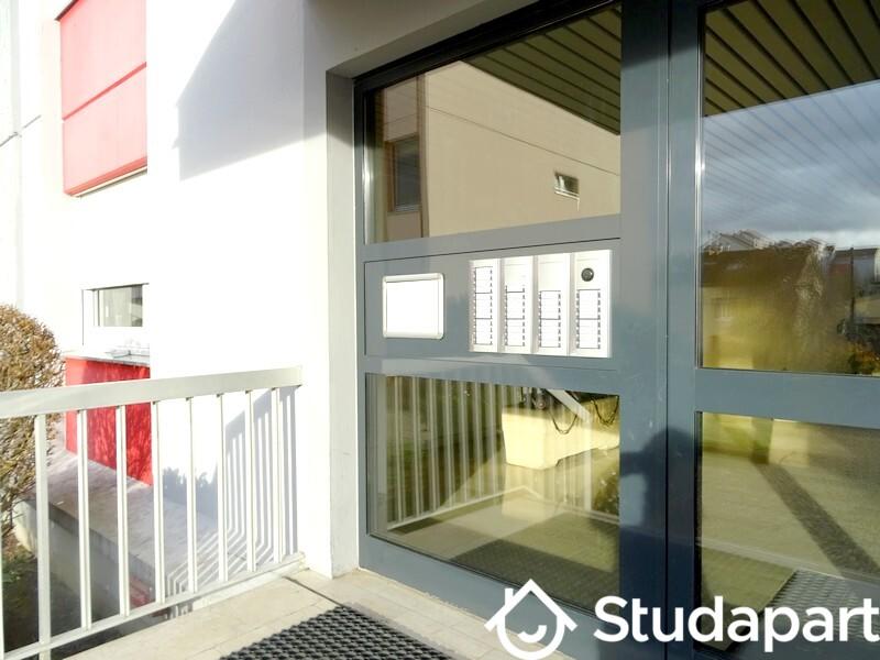 Chambre - 10 m² - 1 pièce