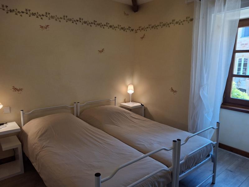 Maison traditionnelle - 318 m² - 12 pièces