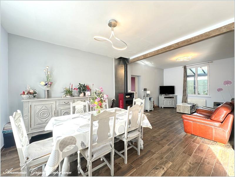 Maison - 160 m² - 6 pièces