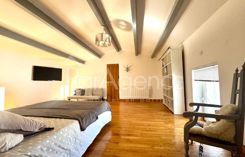 Maison - 189 m² - 6 pièces