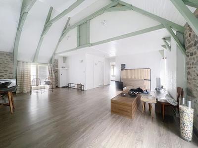 Immeuble - 112 m² - 2 pièces