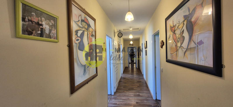 Maison d'architecte - 243 m² - 13 pièces