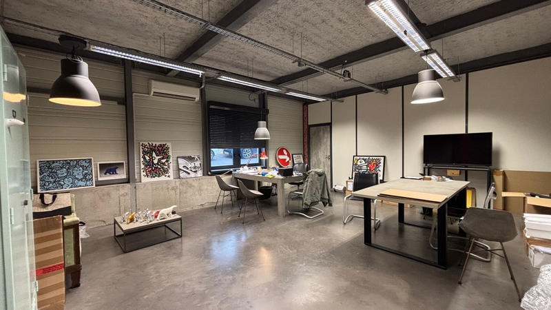 Local commercial - 859 m²