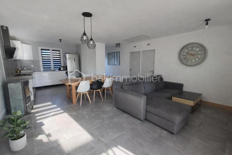 Maison - 75 m² - 5 pièces