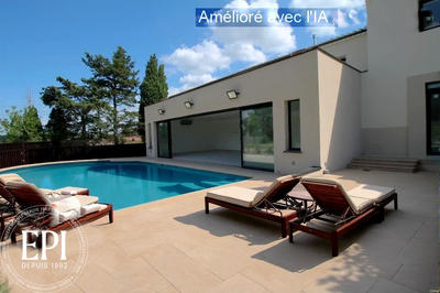 Propriété - 450 m² - 10 pièces