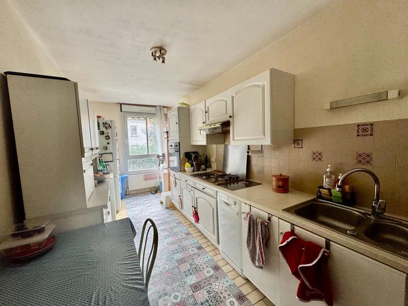 Appartement - 110 m² - 5 pièces