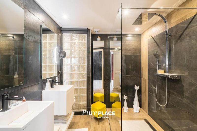 Propriété - 166 m² - 5 pièces