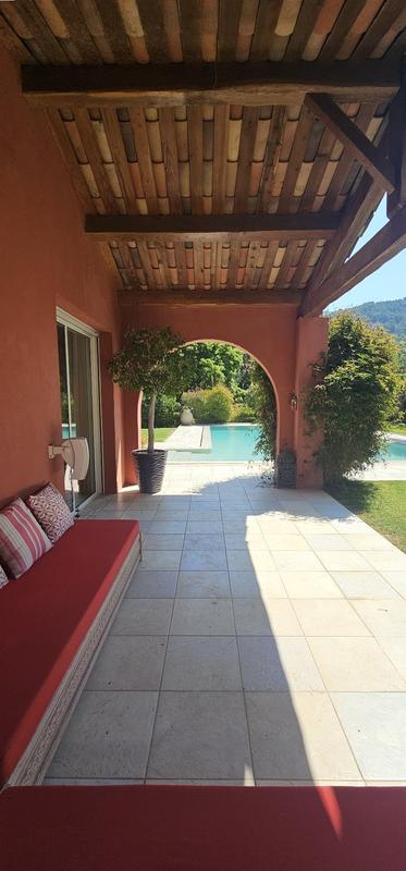 Maison - 190 m² - 4 pièces