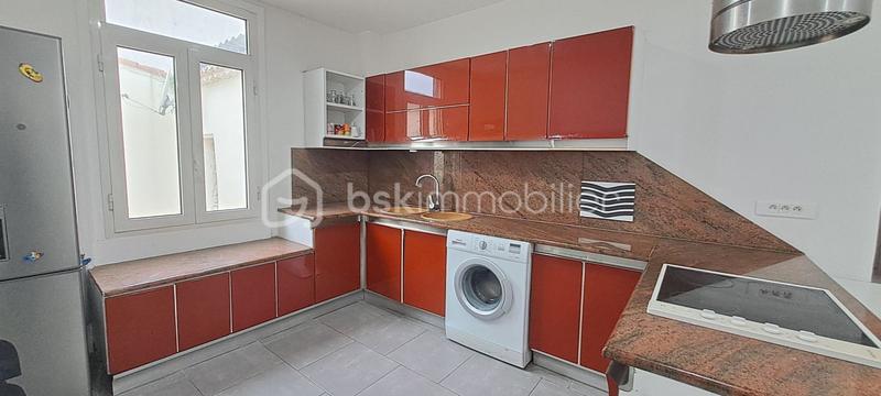 Immeuble - 175 m² - 6 pièces