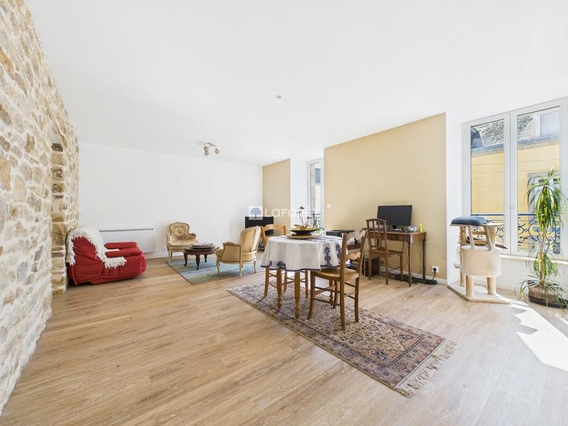 Appartement - 85 m² - 3 pièces