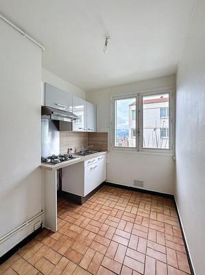 Appartement - 58 m² - 4 pièces