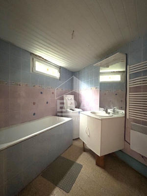 Maison - 83 m² - 4 pièces