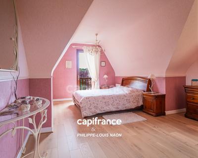 Maison - 146 m² - 7 pièces