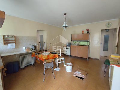 Maison - 107 m² - 4 pièces