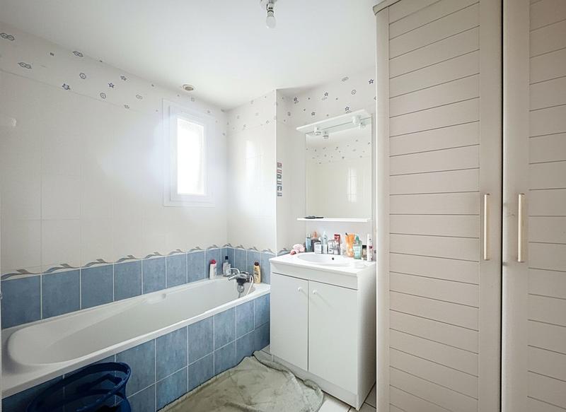 Maison - 86 m² - 4 pièces