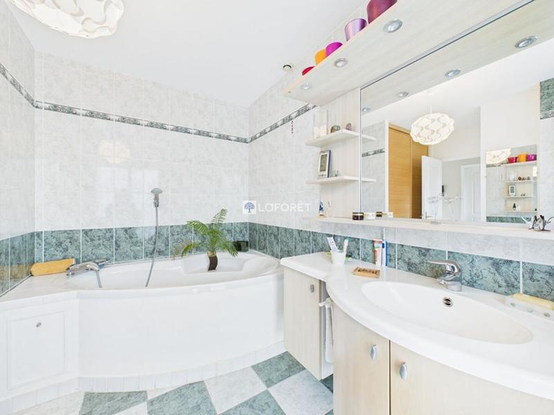 Maison - 165 m² - 5 pièces