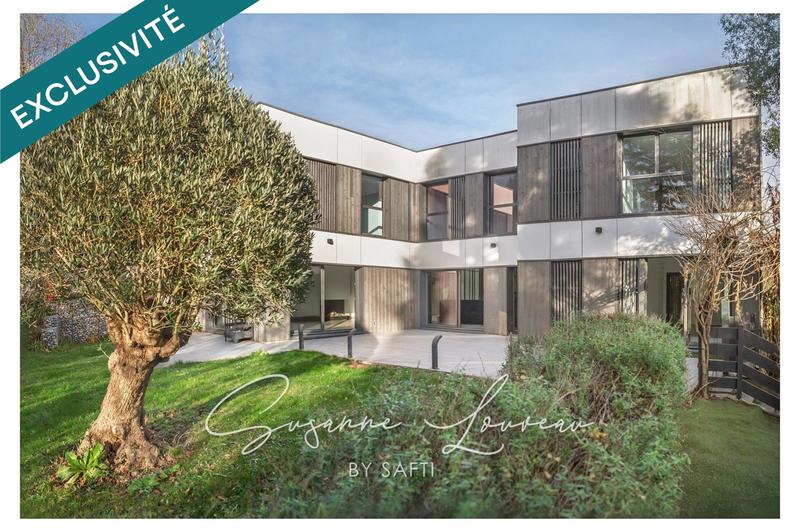 Maison - 202 m² - 6 pièces