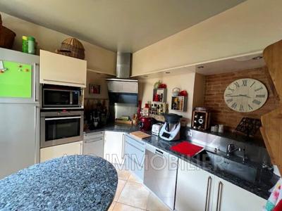 Maison - 157 m² - 7 pièces