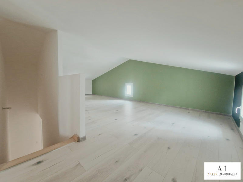 Villa - 108 m² - 6 pièces