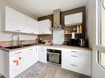 Appartement - 49 m² - 2 pièces