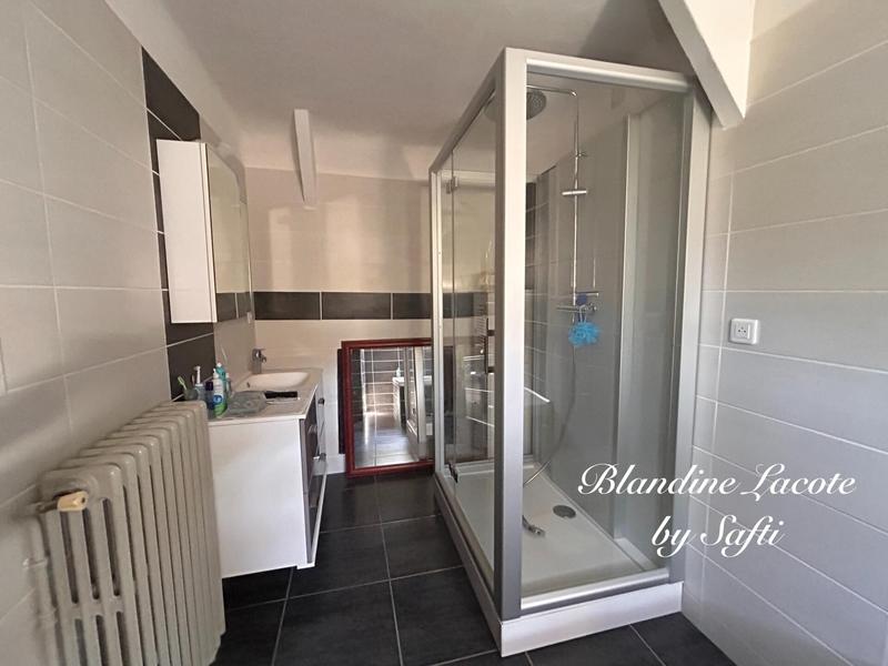 Maison - 188 m² - 6 pièces