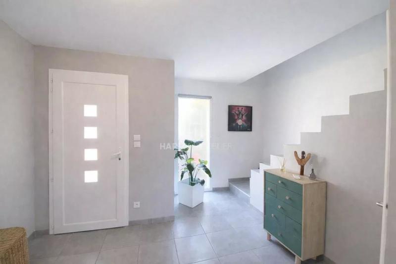 Maison - 84 m² - 5 pièces