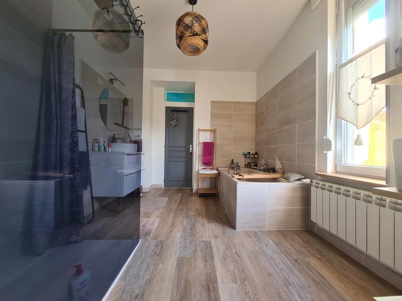 Maison - 147 m² - 5 pièces