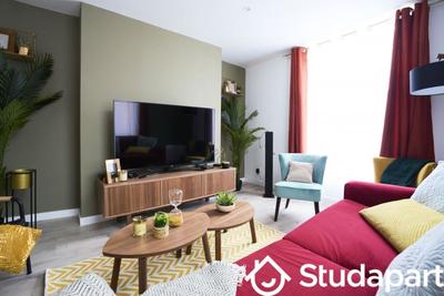 Chambre - 11 m² - 1 pièce