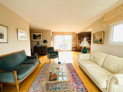 Appartement - 99 m² - 4 pièces