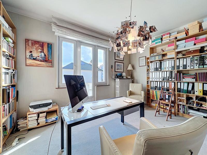 Villa - 207 m² - 9 pièces